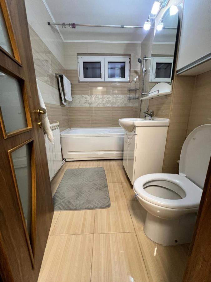 Debo Apartament Lugoj Buitenkant foto